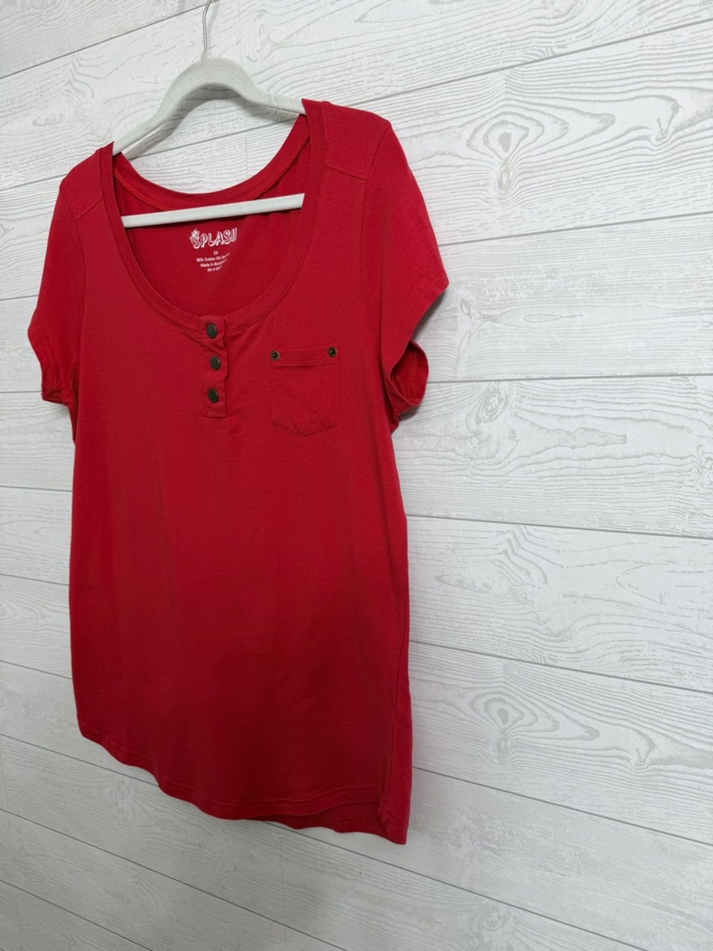 Splash Women’s Red Short Sleeve Tee Shirt. Size 2X - Picture 3 of 6
